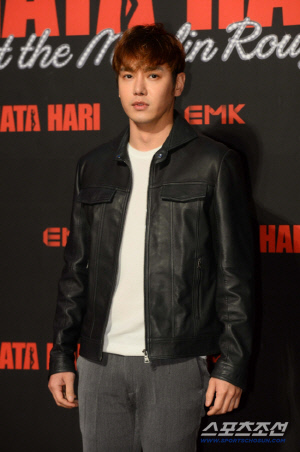 환희, 가정사 고백 