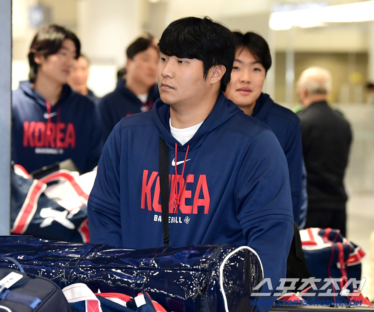 'LG 초비상' WBC 1위 타점 머신도 정상 아니다…"시범경기 못 나간…