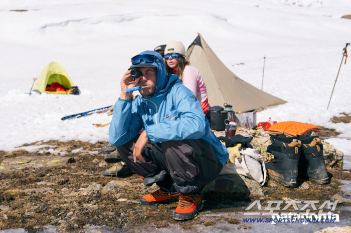 파타고니아, 경량 바람막이 ‘라이트 & 배리어블 재킷’ 출시