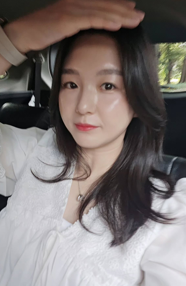 '활동중단' 햄지, 임신설 부른 파격 비키니 자태.."그냥 뱃살입니다"