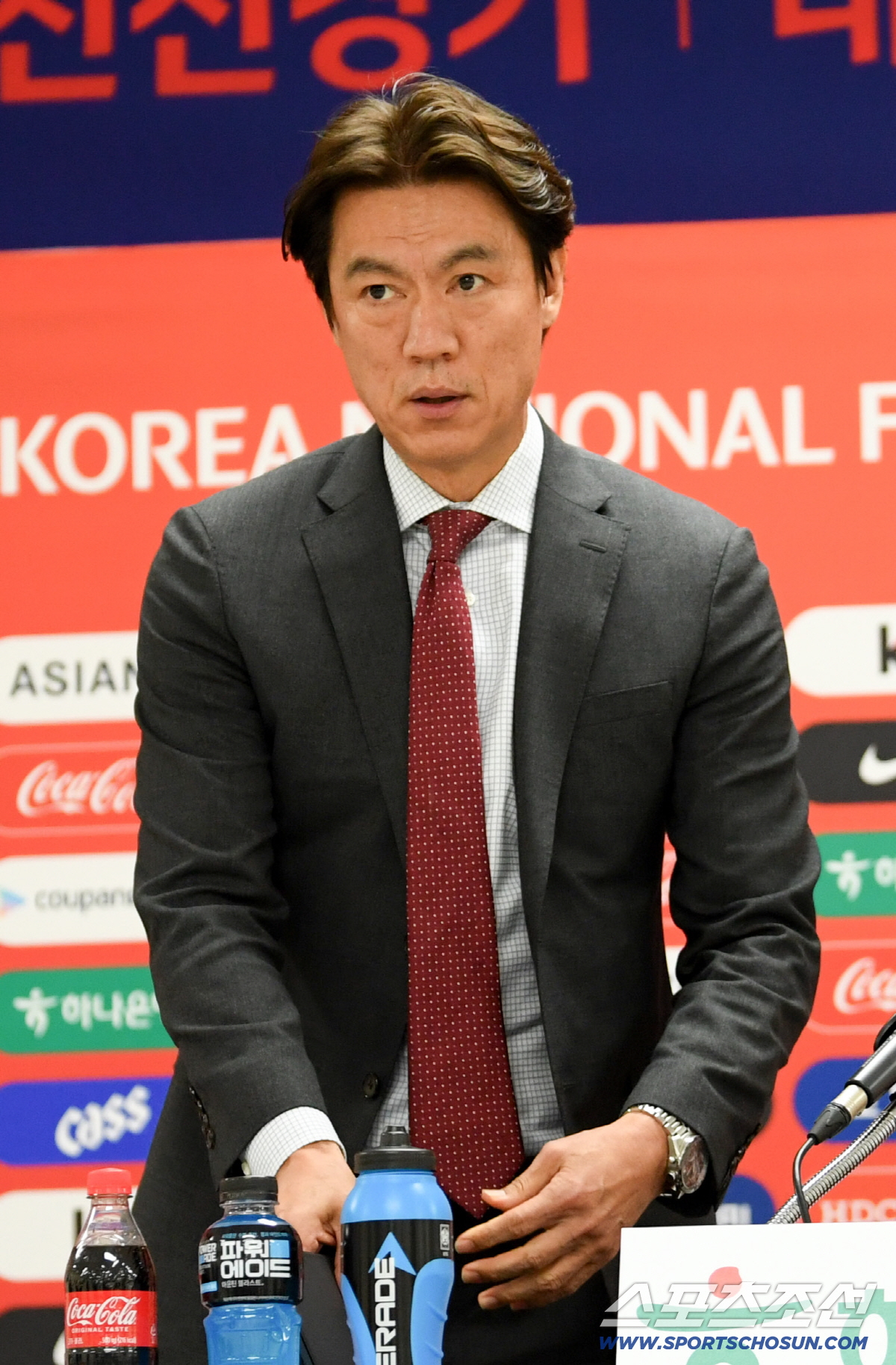 '3월 명단=최종 엔트리' 선 그은 홍명보 감독 "대표팀 문 아직 열려 …