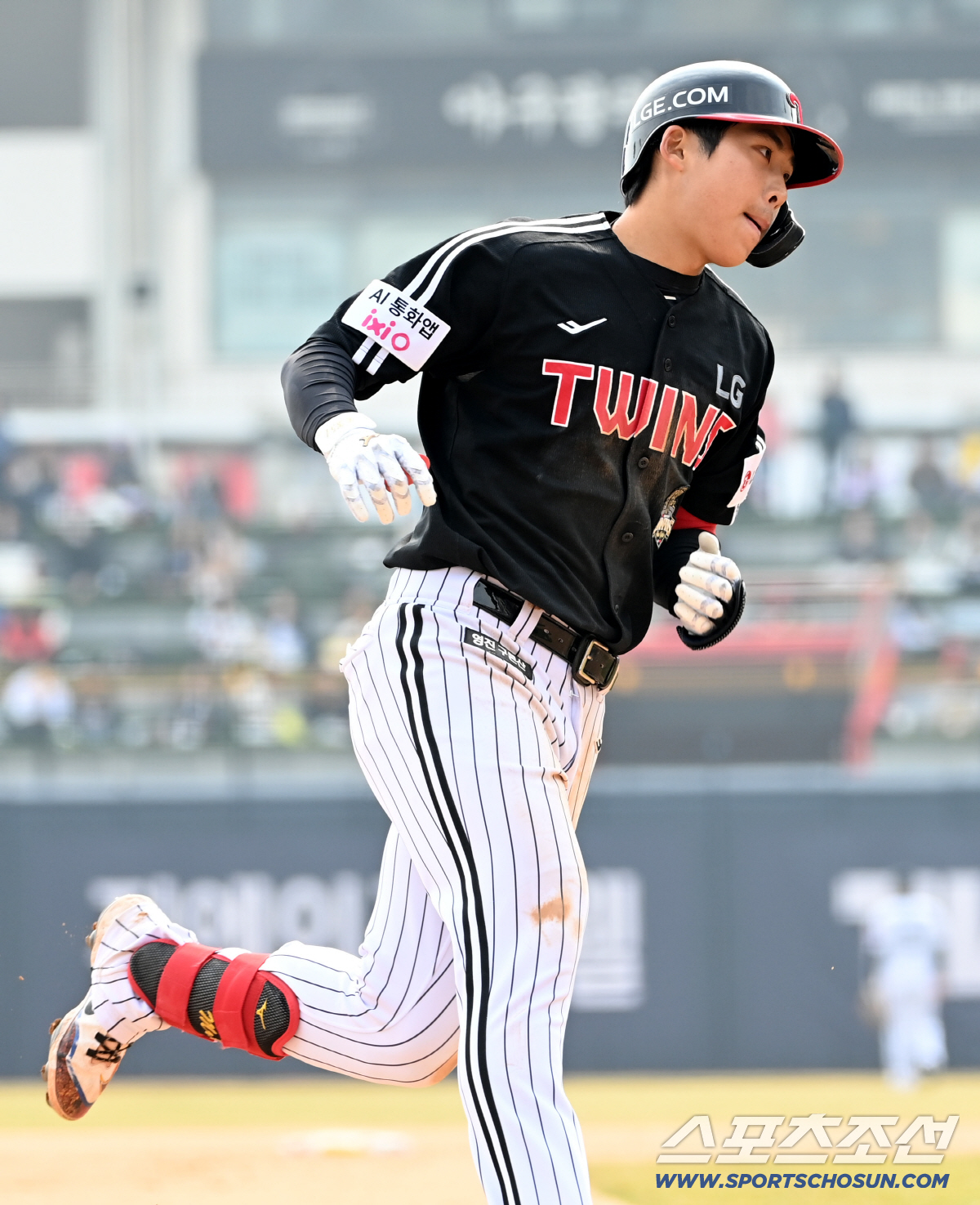 "A급 잠재력, 내년보고 기회준다"…그런데 첫 선발에 홈런까지 터졌다, …