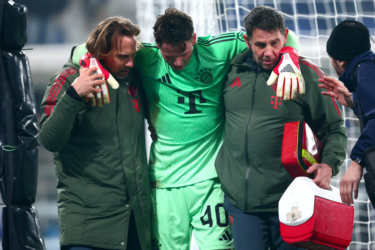 '맙소사!' 김민재가 골키퍼 장갑 껴야 할 판, 뮌헨 1~4번 골키퍼 모…