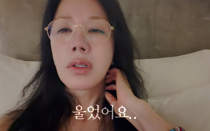 엄정화 "안좋은 꿈 꿨는데, 역시 이런 일이"…롬복까지 가서 결국 '눈물' 터뜨린 이유(UmazingTV)