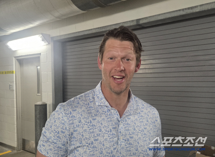 RYU 은퇴라고? '화들짝 놀란' 다저스 레전드 → 반가운 얼굴 '미 국대' 커쇼가 추억했다 "베리 굿 프렌드" [마이애미 현장]