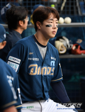 박건우는 왜 이호준 감독 방문을 두드렸을까 