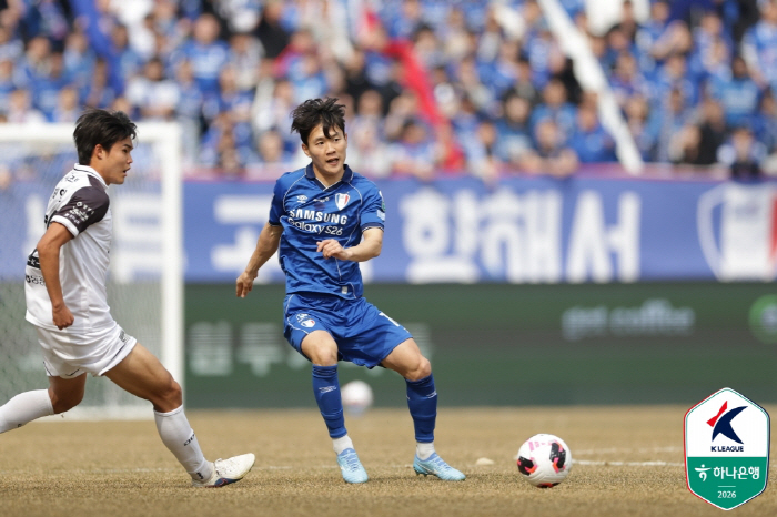 "레벨이 달라요" 이정효 극찬 받는 '페르소나' 정호연, 수원표 정효볼의…