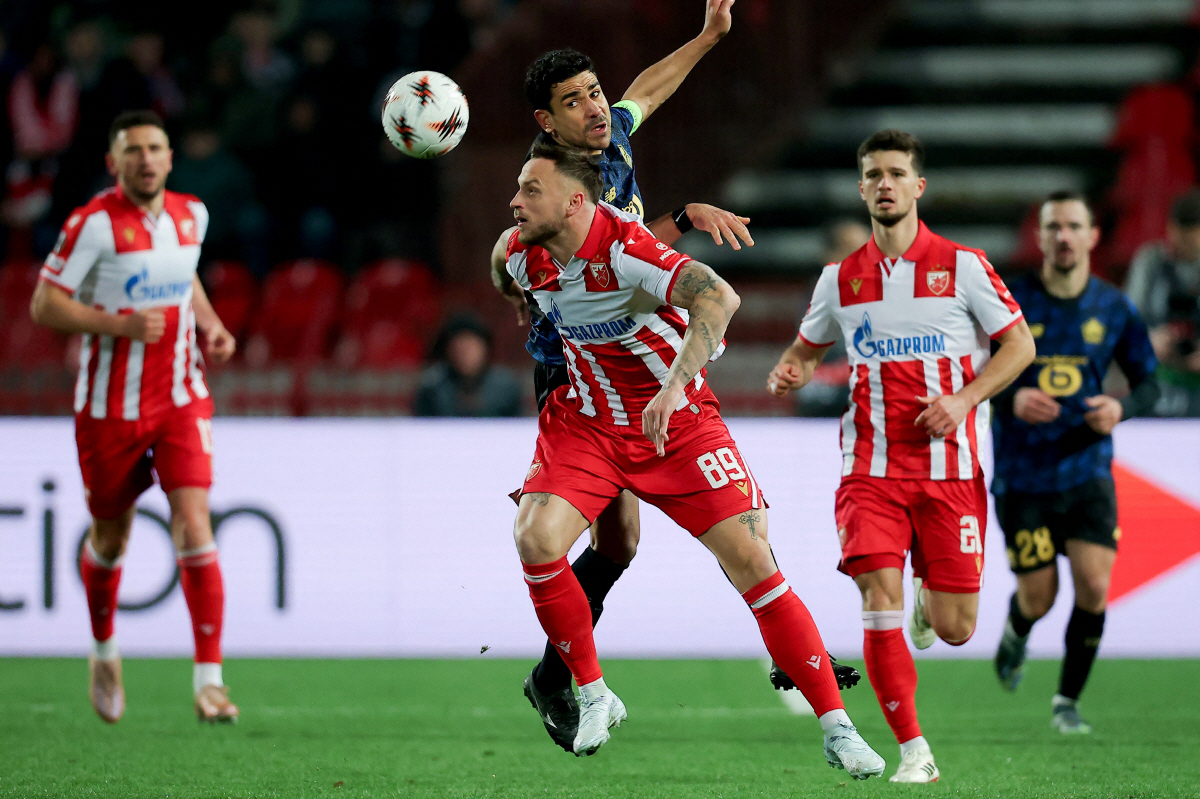 "너네 잘 만났다!" 홍명보호는 MF가 고민인데, '가상의 유럽 PO' …