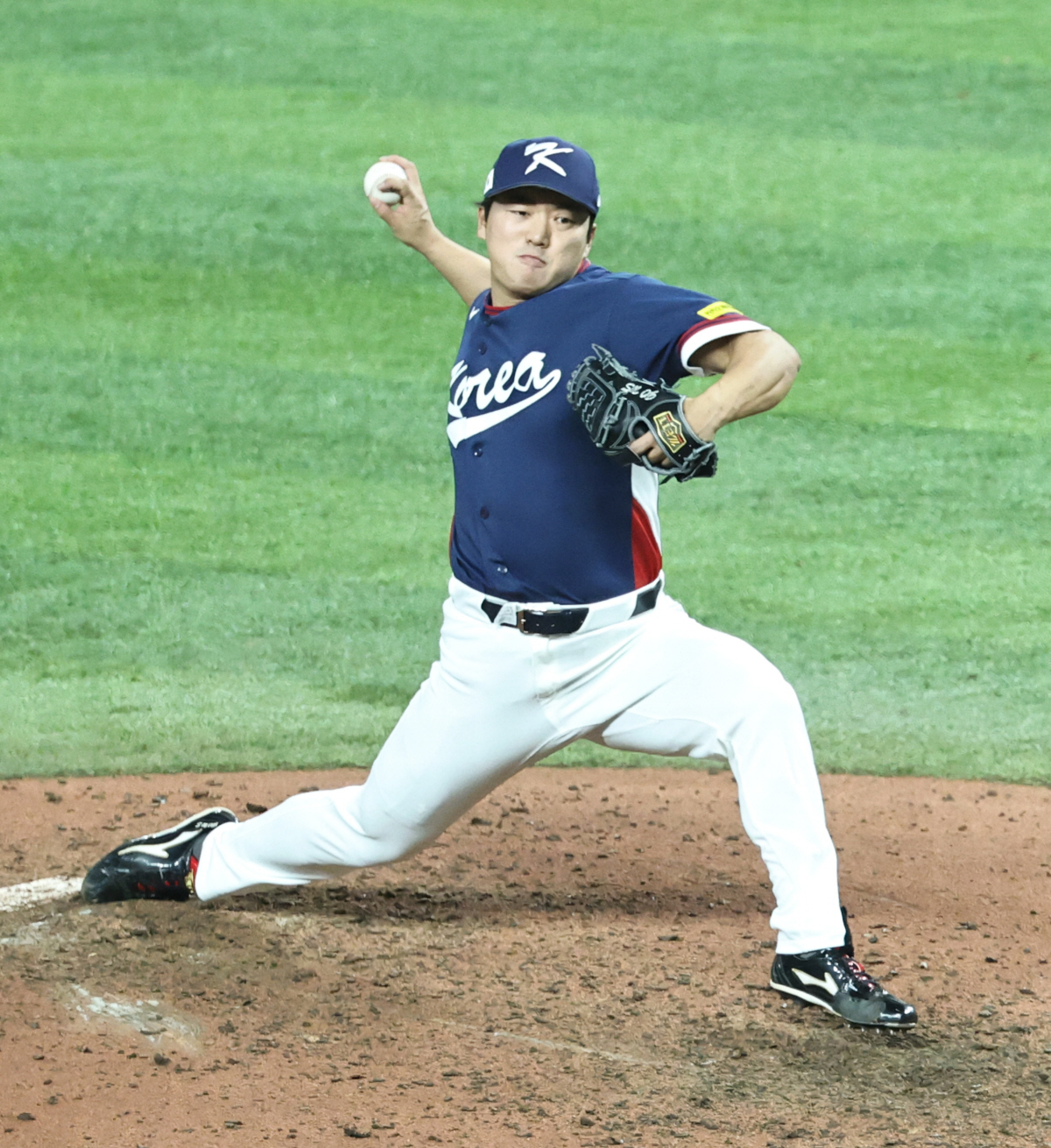 조롱에서 응원으로! 고우석의 '노빠꾸 도전' → 빨리 한국 복귀해라 → …