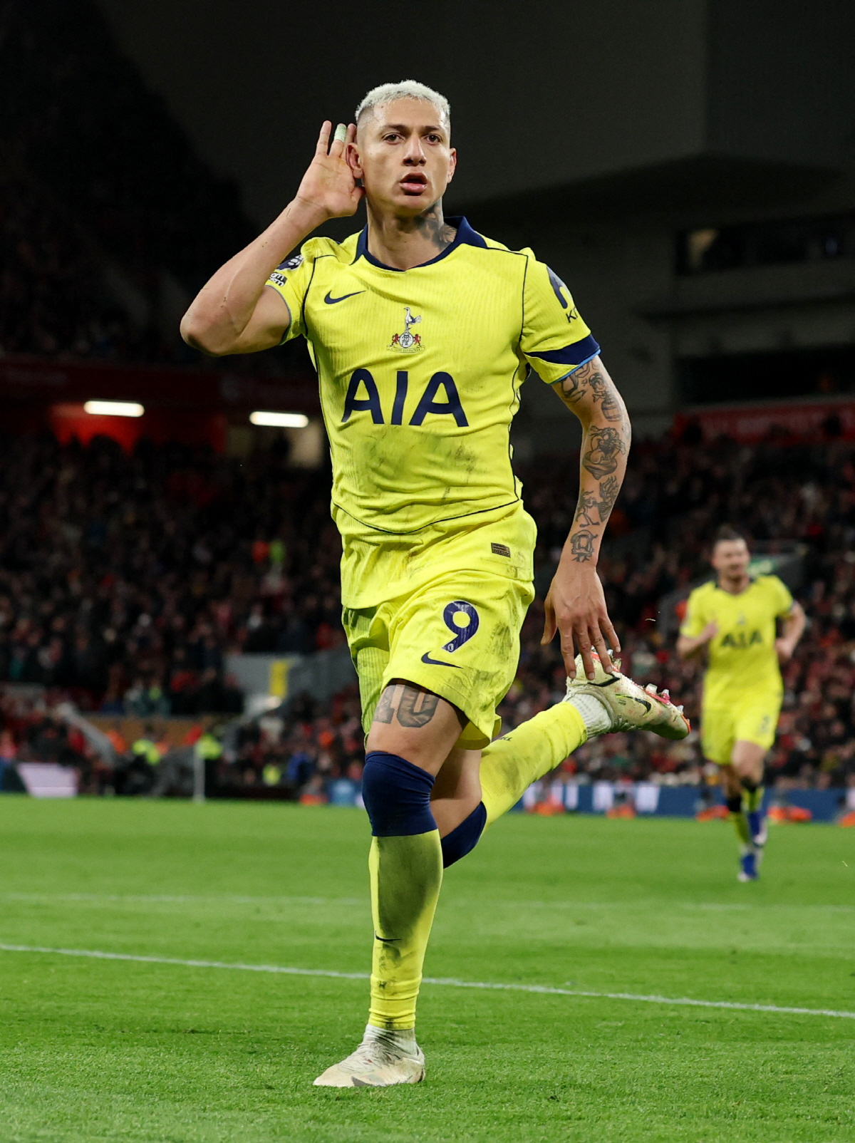 반 다이크 향한 충격 조롱! 쏘니 없으면 내가 해결사…'방출 후보' 억울…