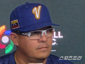 '마두로 더비' 앞둔 베네수엘라 감독, 민감한 질문에 발끈! → 결승 가면 미·일전 저리가라 '대박 매치업' 예약 [마이애미 현장]