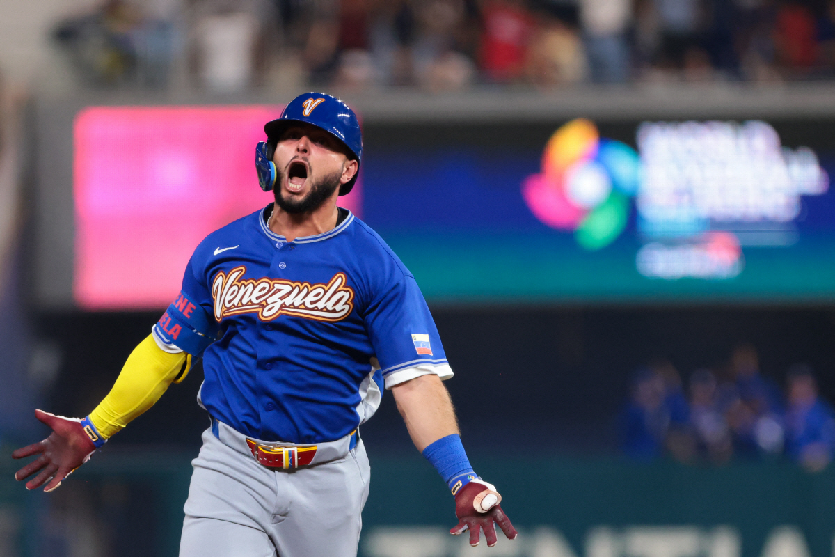 '마두로 더비' 앞둔 베네수엘라 감독, 민감한 질문에 발끈! → 결승 가…