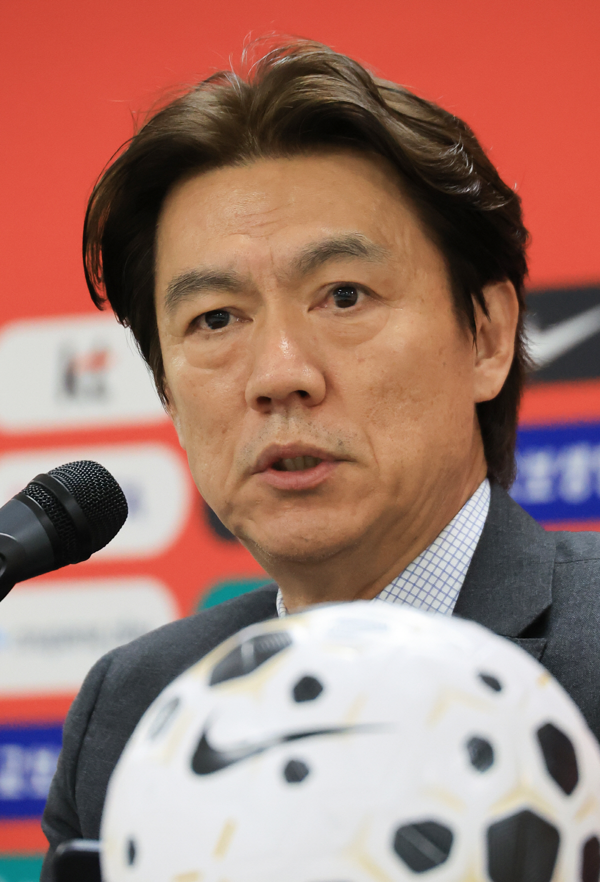 "韓 축구 독일 2부 '코리안 더비'" '최연소 프리미어리거' 김지수의 …