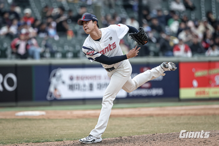 "벌벌 떠는 모습 이제 그만!" 160㎞ 아닌 '압박감'이 적이다…달라진…