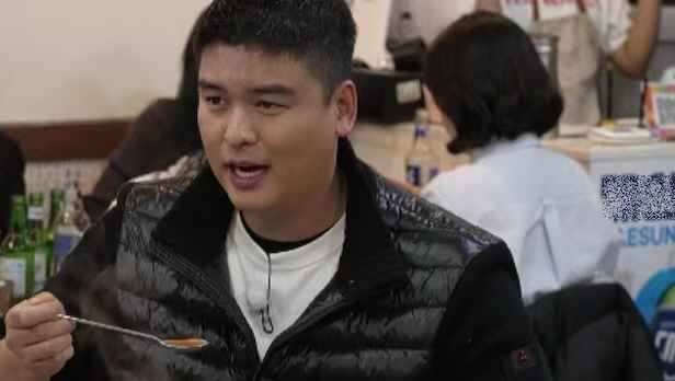 "직접 삶았다던" 이장우 홍보 순대국, 식자재 미수금 논란…업체 측 "친…