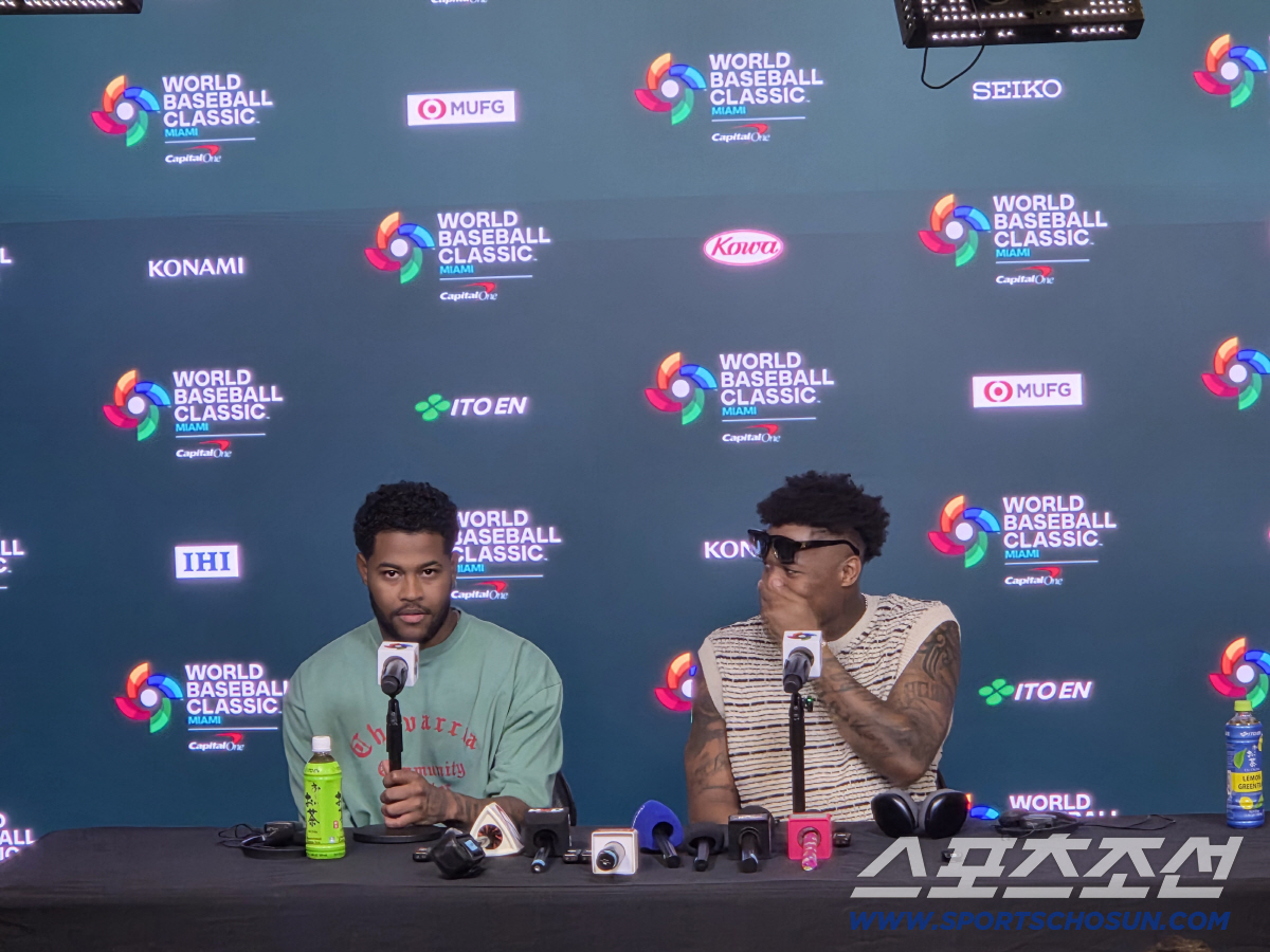 하나도 안 죄송합니다! 日모욕→기자회견 히죽히죽 대충격! "오늘도 춤판 …