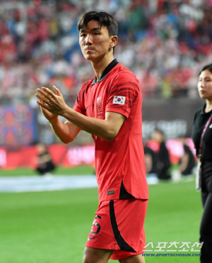 또 쓰러진 '홍명보호 엔진' 황인범, 다시 고민 시작된 중원 조합...'수술 거부' 백승호 'K리그 특급' 김진규→'15개월 만에 승선' 홍현석 활약 관건