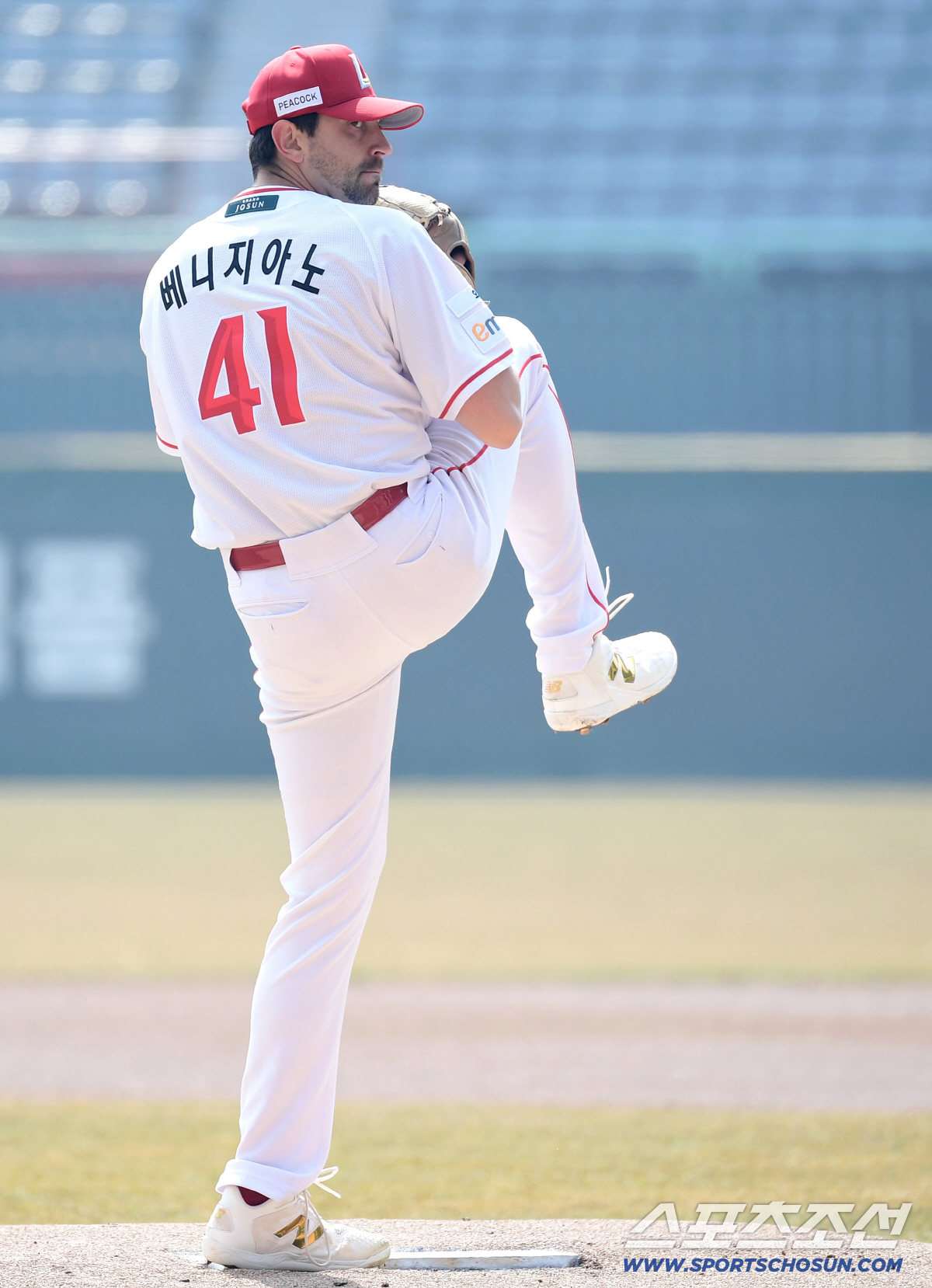 "실험 끝, 5선발만 남았다" 이숭용 감독, '최정 타이밍, 베니지아노 …