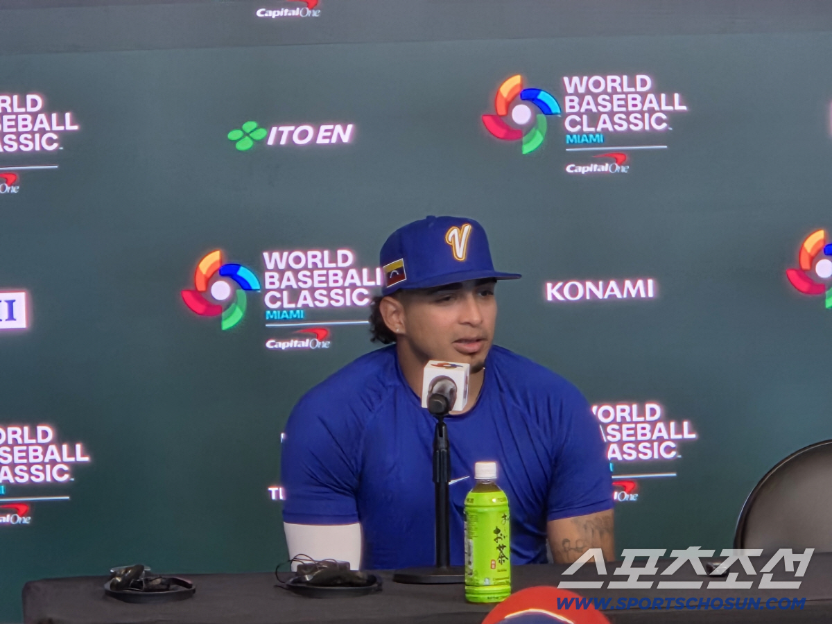 우웩 저거 치워! 서양인들 손도 안 댄 'WBC 오피셜 공식음료' → 직…