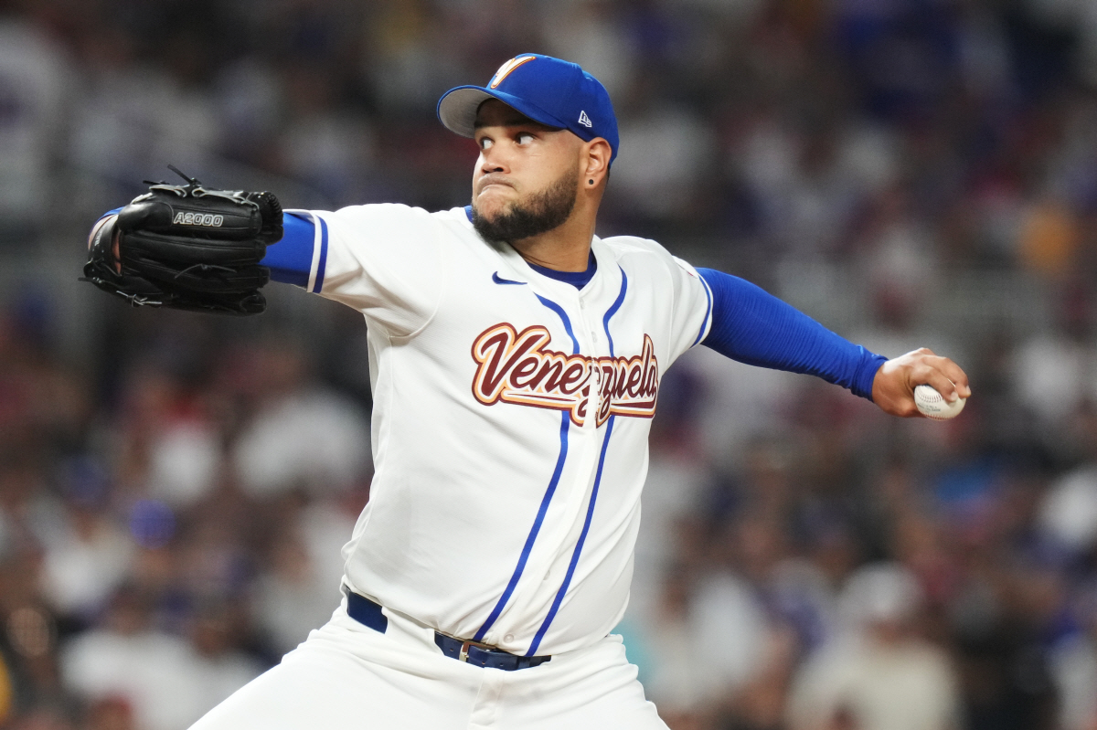 "베네수엘라가 어떤 나라인지 꼭 보여주자!" 선봉에 선 아쿠냐 Jr, '…