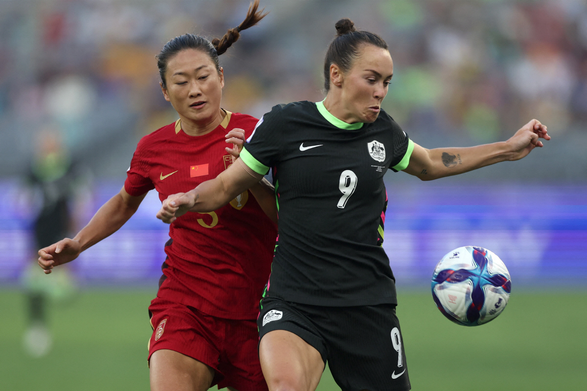 "한국-일본, 이긴 사람 나와!" 8년 만에 '결승 진출' 호주, 홈에서…