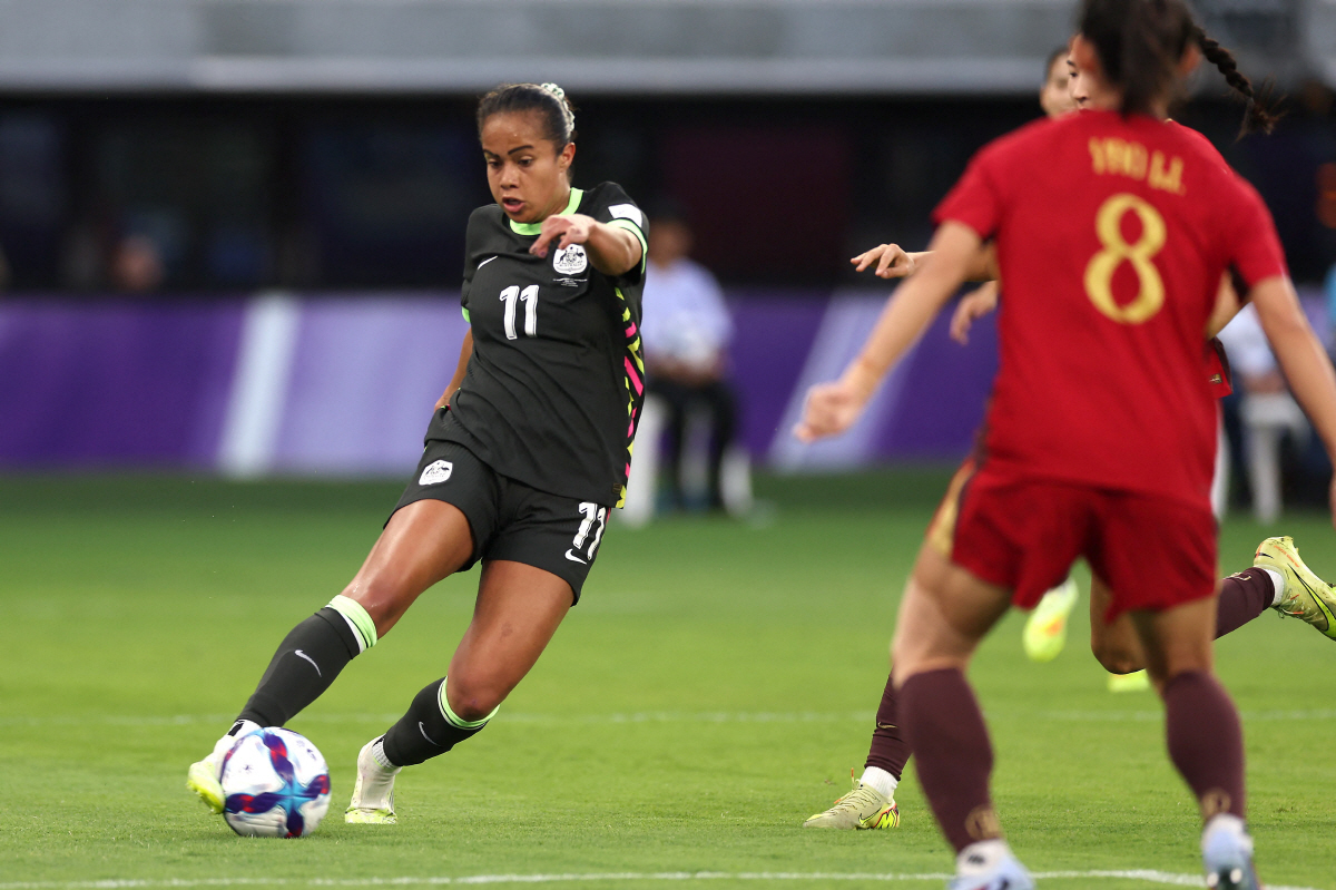 "한국-일본, 이긴 사람 나와!" 8년 만에 '결승 진출' 호주, 홈에서…