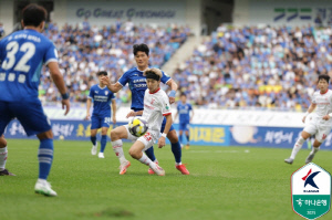 [단독]'고승범 수원 리턴 덕분에…' 전남, 2년 전 놓친 '특급 수미' 홍원진 드디어 영입