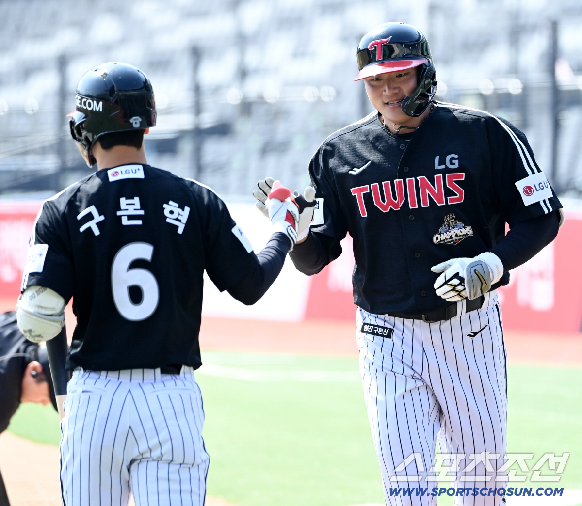 '김현수 대체자 아니랬는데...' 퓨처스 씹어먹고 시범경기 홈런 1위 질…