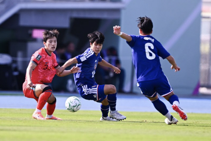 "韓, 피지컬 앞세운 축구!" '이민성호' 두 달 만의 '리턴매치' 日 …