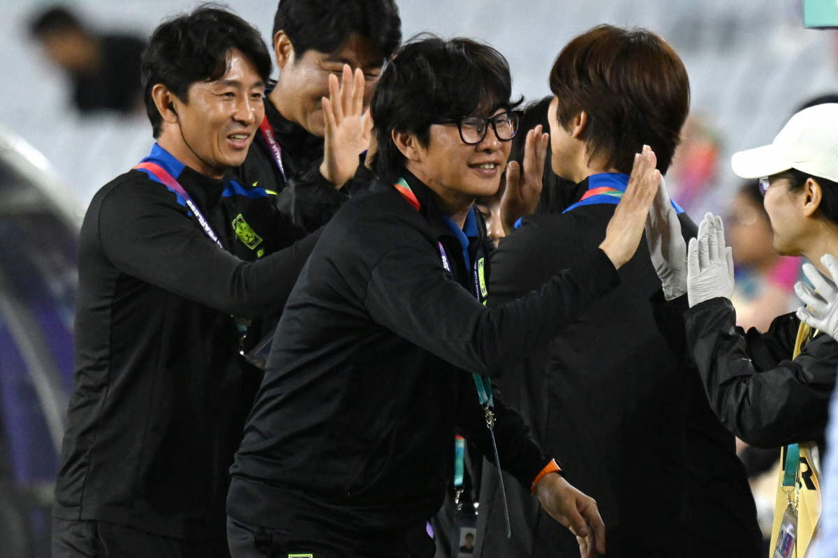 日 미친 자신감! '15-3' 韓 축구 '우리가 막는다' 선언, "우린 …