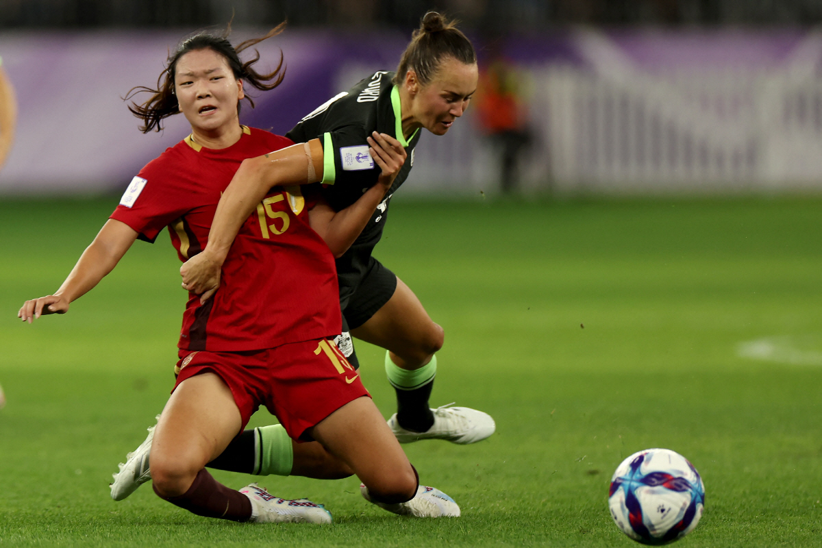 中 폭발! "죄송합니다, 정말 죄송합니다" 대국민 사과해야 할 실력...…