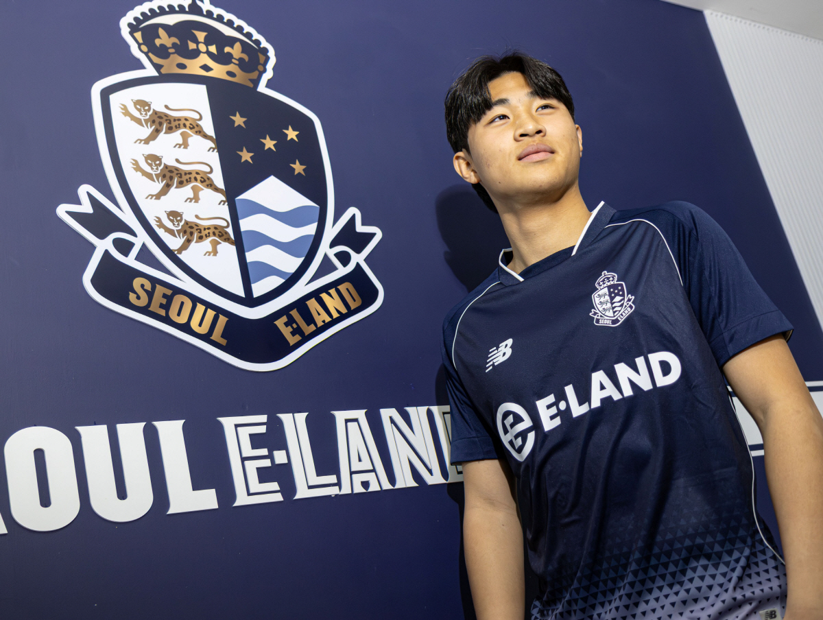 [오피셜]'18경기 39골! 최고 유망주 더했다' 서울 이랜드, '특급 …