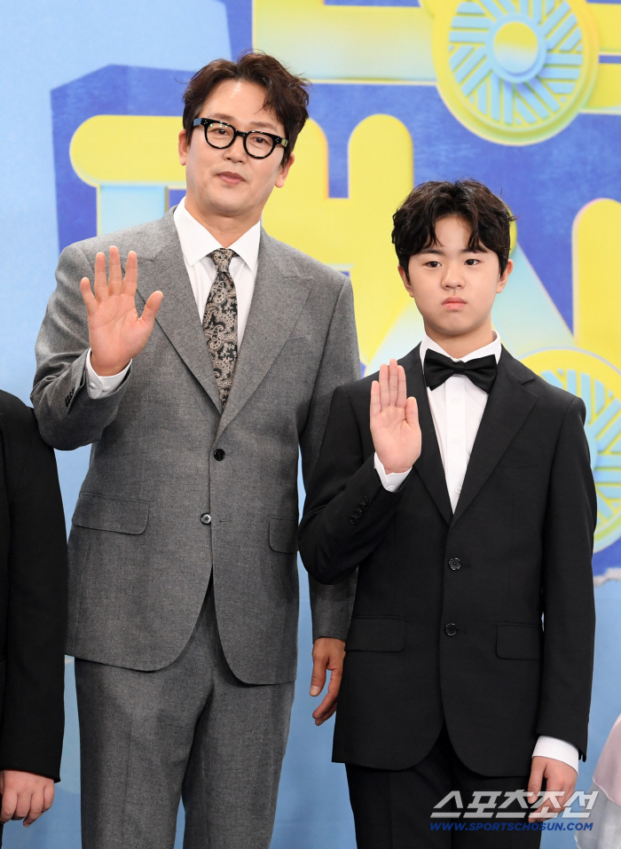 김정태, 중학생子과 동반 샤워 집착..아내 "아기처럼 발가벗겨 로션 발라..지나치다" 진저리