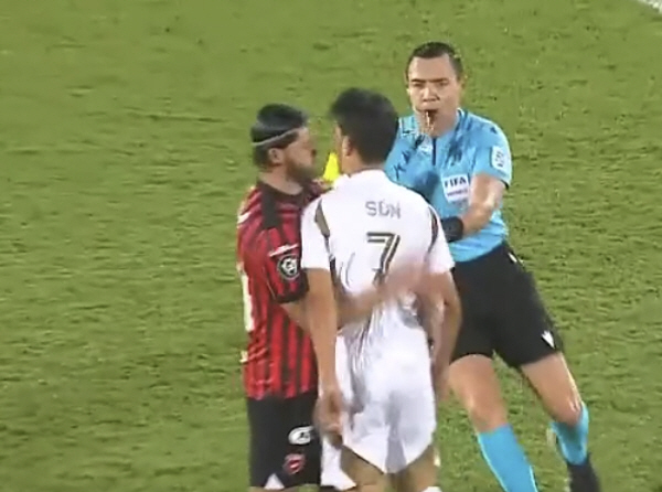 '손흥민 극대노→풀타임' LA FC, 마르티네스 극장골로 챔피언스컵 8강…
