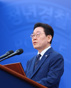 李 대통령, BTS 광화문 공연에 공식입장 