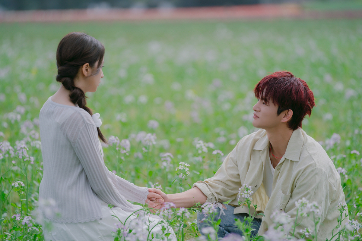 지수 연기력 언급無..'월간남친' 감독 "서인국 1인 2역, 미묘한 감정…
