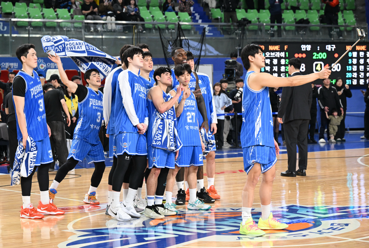 '발목 잡힐라' 막판 순위경쟁의 돌발변수 '고춧가루 주의보'…하위팀 반란…