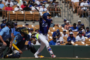 WBC 가지 말았어야 했다고? 천만에, 김혜성 7G 연속 안타-3G 연속 도루...2루 경쟁 선두주자