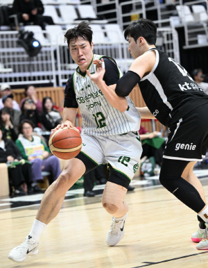 '6강 어쩌나' KT, DB에 재역전패 3연패 수렁…6강과 2게임으로 벌어져, DB는 연패 탈출