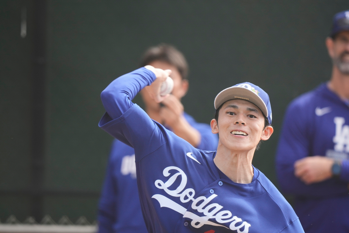 3회 강판→4회 또 등판→5회 또 강판. 160km 던졌는데 볼넷주고→홈…