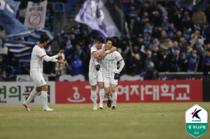 '마사-디오고-엄원상 연속골' 대전, 4경기만에 시즌 첫 승! '무고사 만회골' 인천에 3-1 승[인천 현장리뷰]