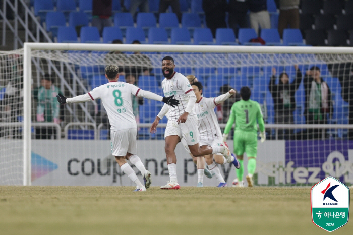 '마사-디오고-엄원상 연속골' 대전, 4경기만에 시즌 첫 승! '무고사 만회골' 인천에 3-1 승[인천 현장리뷰]