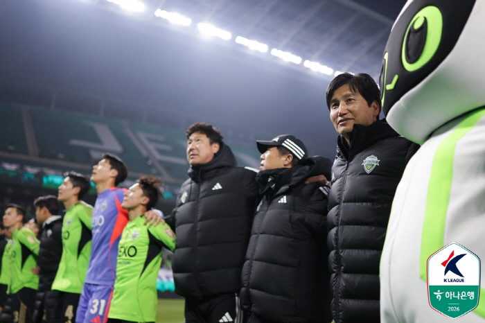 '슈퍼 조커' 이승우 환상 개인기→모따 결승골.."내 골의 8할은 이승우…