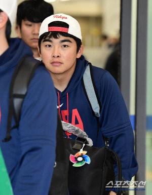 '숨만 쉬어도 성장하는 대회' 신민재-문현빈은 심지어 주전만큼 빛난 조연. 엄청난 레벨업 확실시 → '다음 대표팀'이 더 기대되는 이유