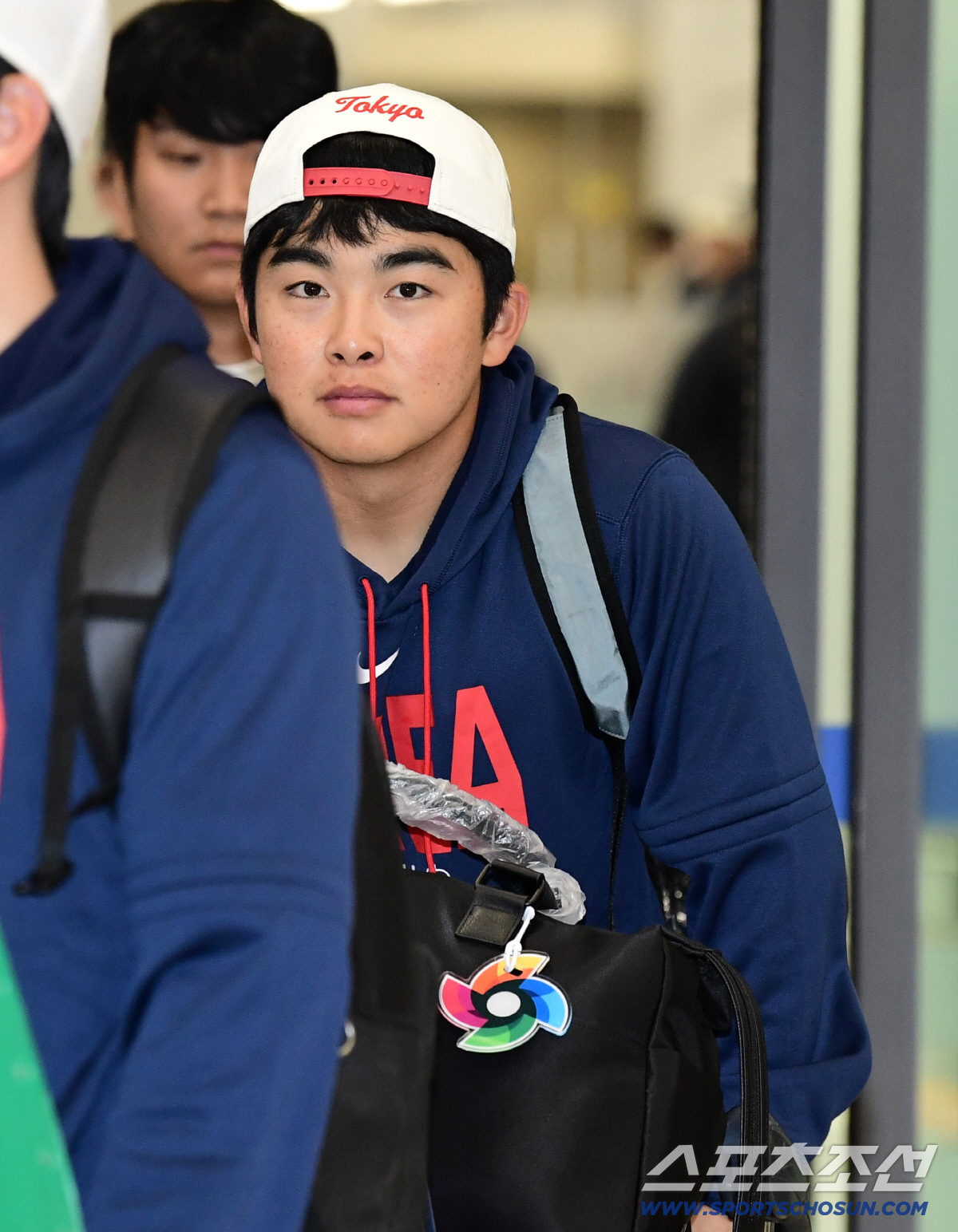 '숨만 쉬어도 성장하는 대회' 신민재-문현빈은 심지어 주전만큼 빛난 조연…