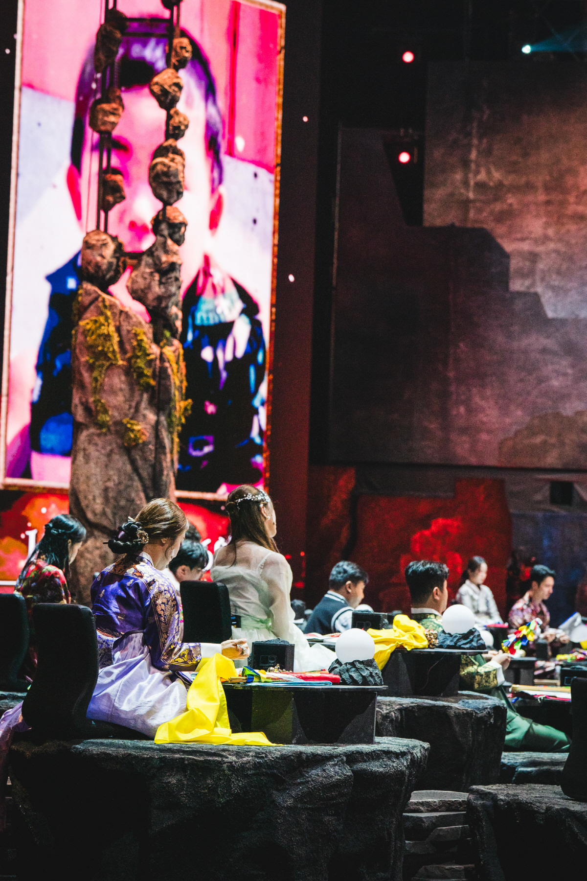 [창간특집] 연애는 독해지고, 사주·무속까지 본다…K-예능 진화 어디까지…