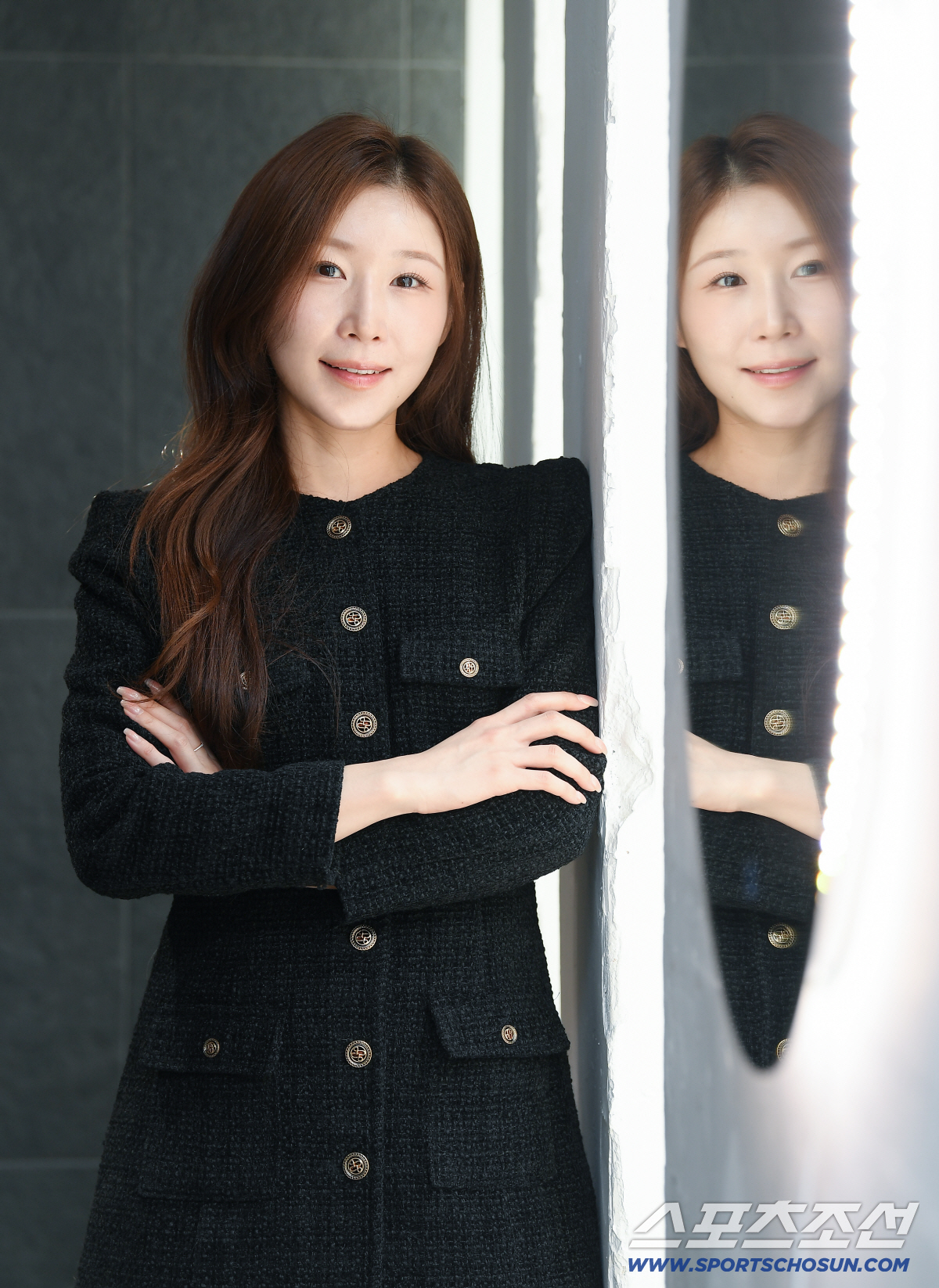 [창간특집]"6년 버텨 결국 진"…'미스트롯4' 이소나, AI가수가 흘린…