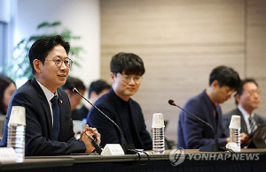 625억 투입 AI 바우처 확대…중소기업 도입 문턱 낮춘다