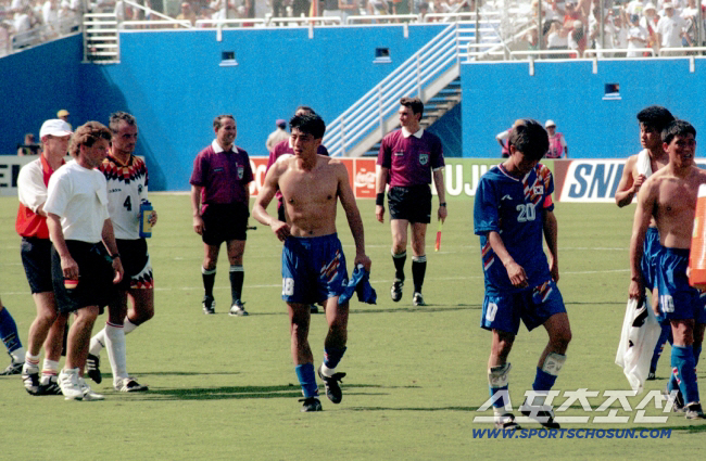 [단독인터뷰]손흥민-김민재-이강인, '삼대장'도 믿고 보는 '우리 감독님…