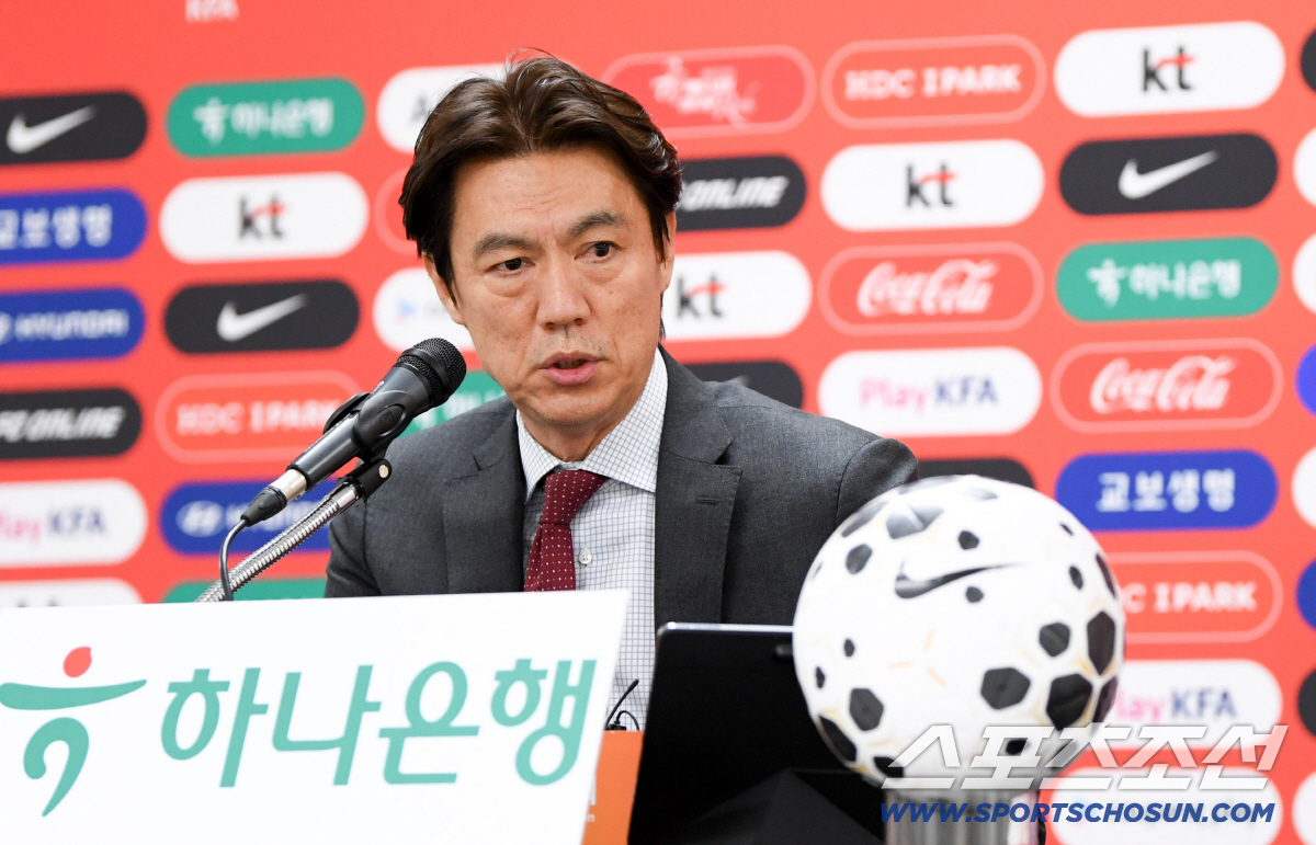 [단독인터뷰]손흥민-김민재-이강인, '삼대장'도 믿고 보는 '우리 감독님…